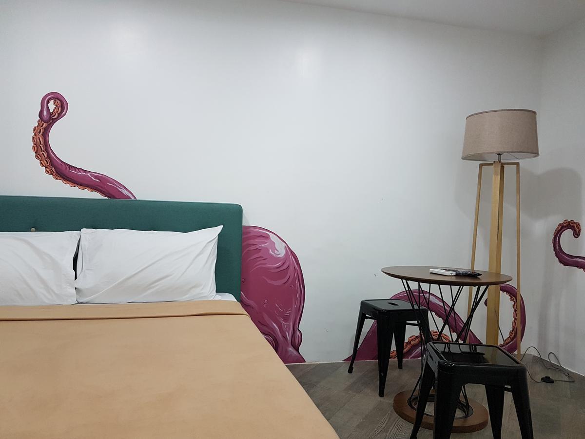 1521 Hostel Мактан Екстер'єр фото