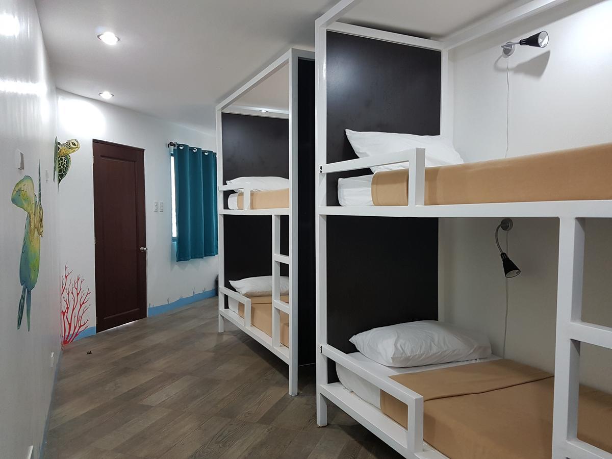 1521 Hostel Мактан Екстер'єр фото