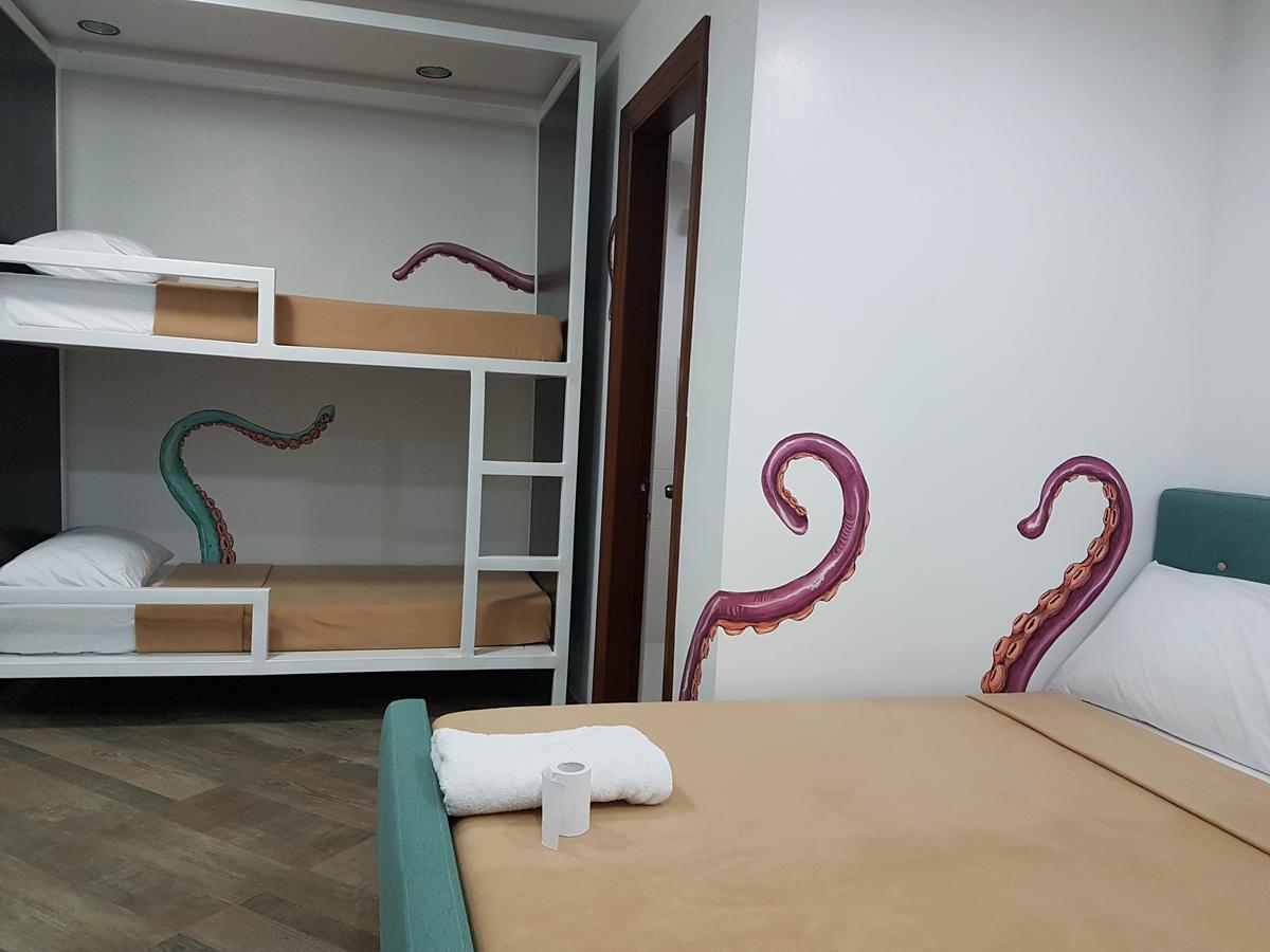 1521 Hostel Мактан Екстер'єр фото